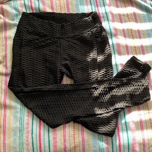 Amazon Viral Scrunchy Workout Pants